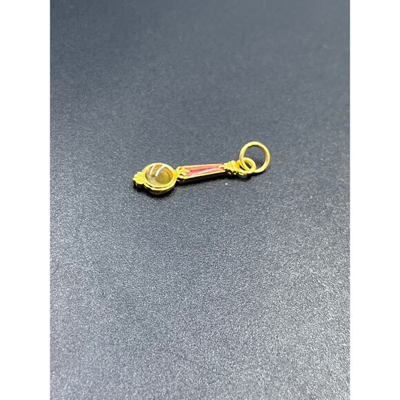 Joan Rivers Vintage Magnifying Glass
Magnifier Copper Colored Charm - Picture 7 of 8